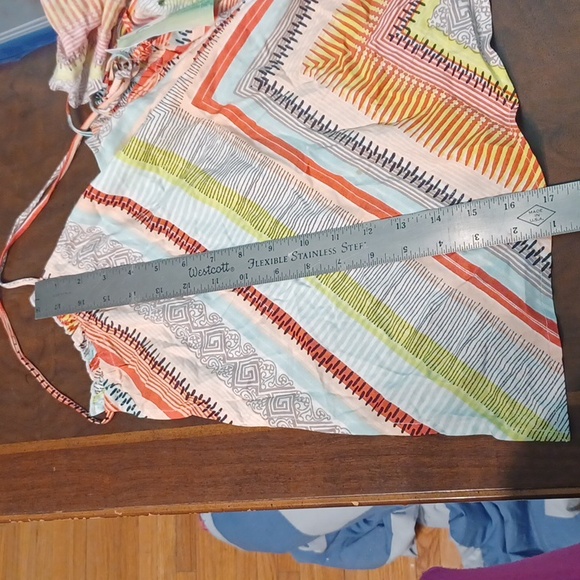 NEW! Ripcurl summer/Beach/Resort top 5472 - Picture 8 of 8